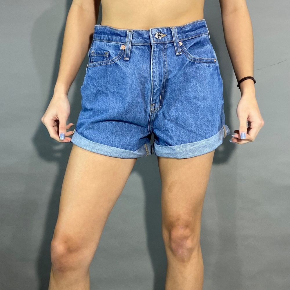 Wild Fable "Happy" Embroidered Jean Shorts Size 4/27R